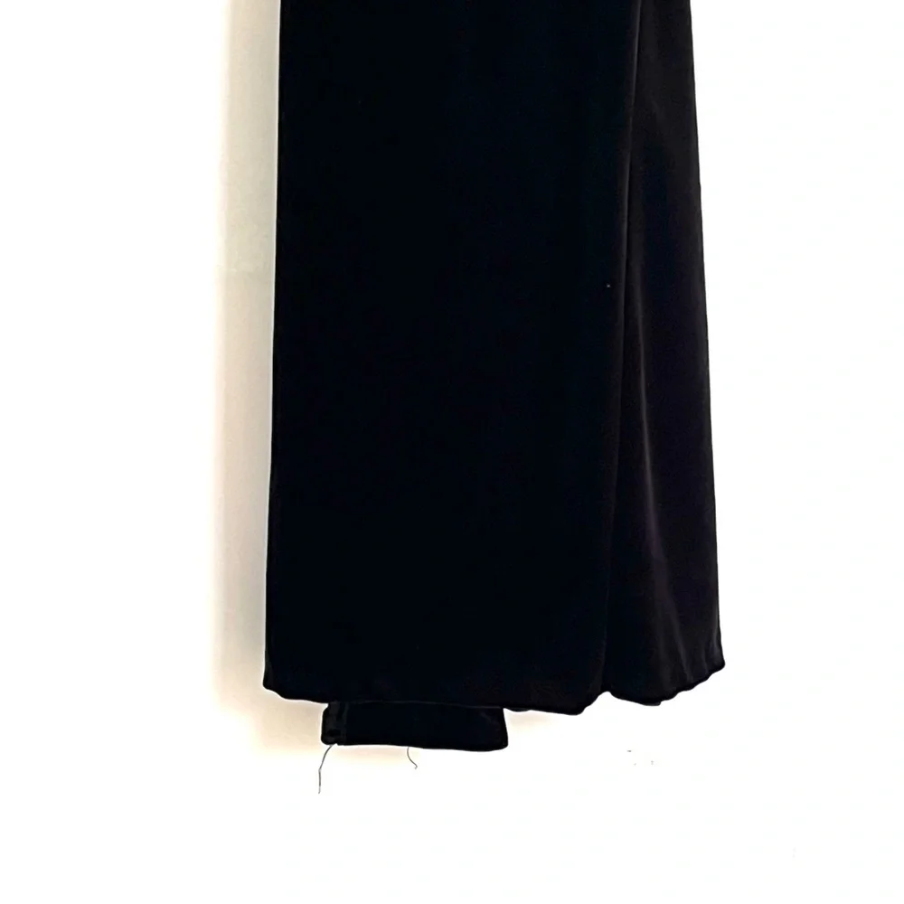 Oscar de la Renta Pink Label Vintage Black Velvet Robe